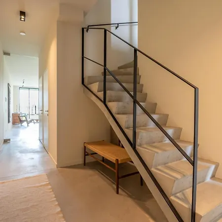 The Seaside Loft - Luxurious 3 Br Apartament